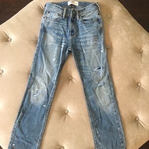 Abercrombie Jeans.